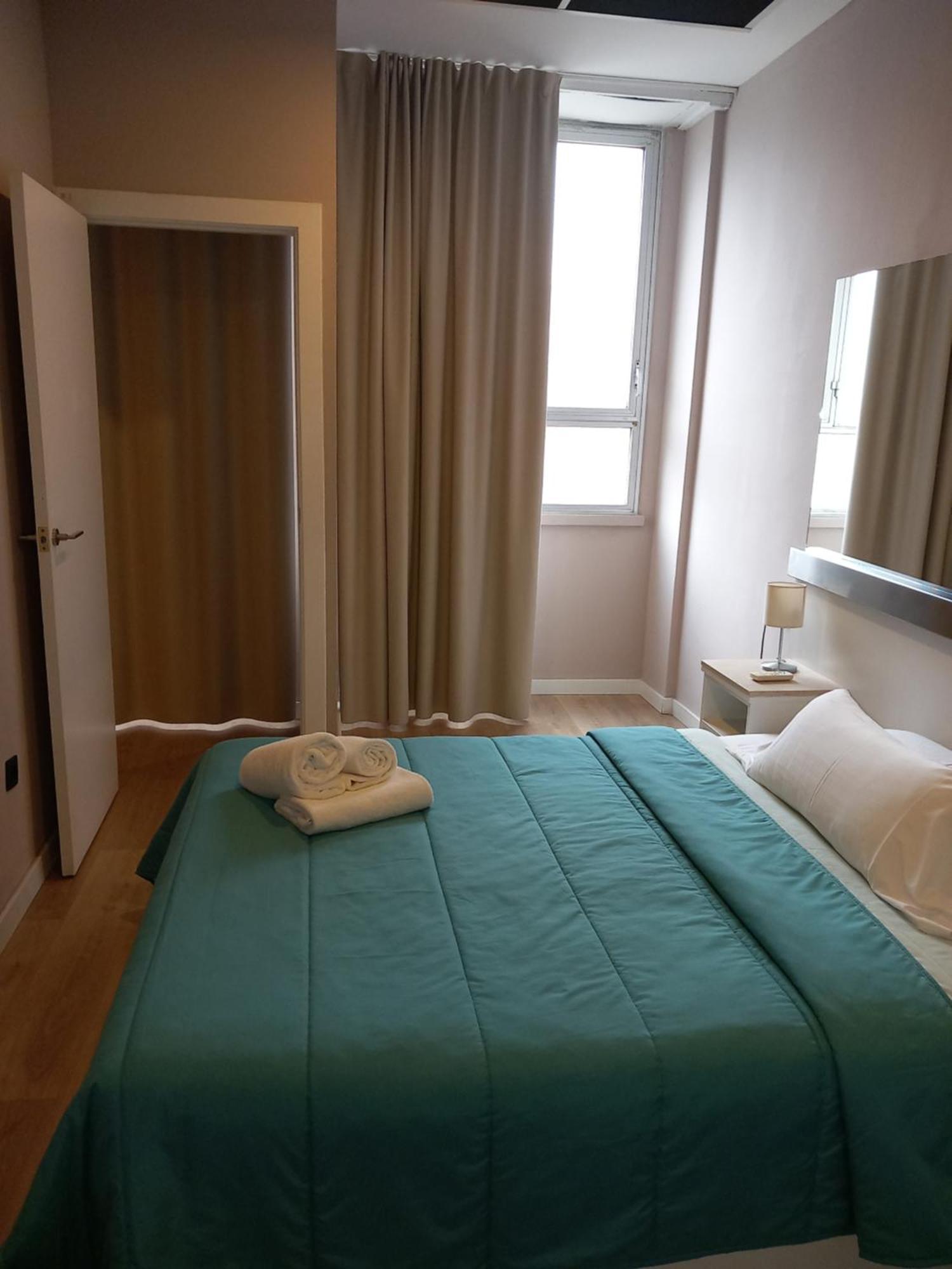 Aparthotel Montcada Экстерьер фото